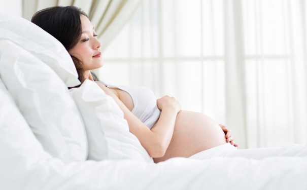 孕妇牙龈出血怎么回事？孕妇牙龈出血应该怎么办？[图]