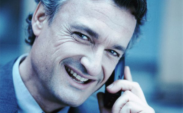 怎么样用眼霜修复鱼尾纹？去除鱼尾纹的方法有哪些？(1)