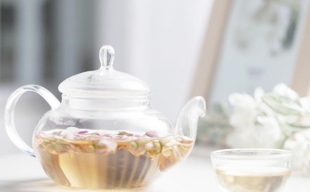 黄褐斑的形成原因是什么？吃什么可以祛除黄褐斑？(1)