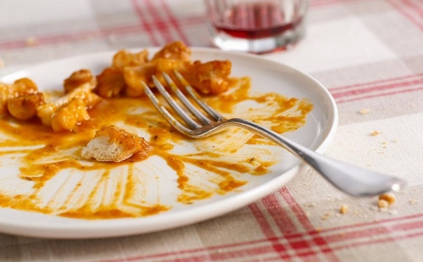 剩菜放冰箱应该注意些什么？冰箱保存剩菜的注意事项(1)