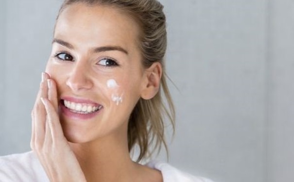 痘印怎么都消不去怎么办？消除痘印的妙招有哪些？(1)