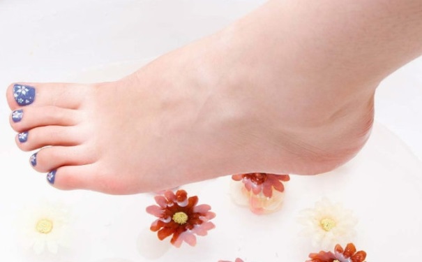 春天有脚气怎么办？春天有脚气应该怎么治疗？[图]