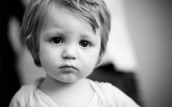 常常恶心呕吐并伴有剧烈头痛是脑炎吗？[图]