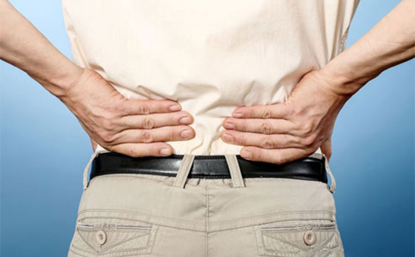 长时间弯腰很疼正常吗？弯腰久了腰是患上了什么病？[图]