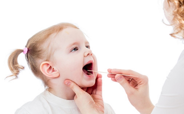 扁桃体长期发炎的危害性？扁桃体反复发炎的危害？[图]