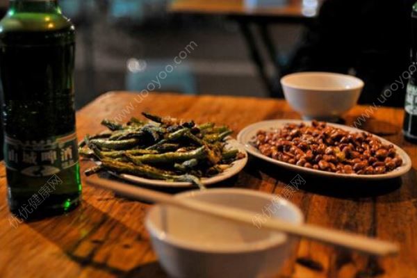 皮炎为什么不能喝酒？皮炎该怎么预防？(1)