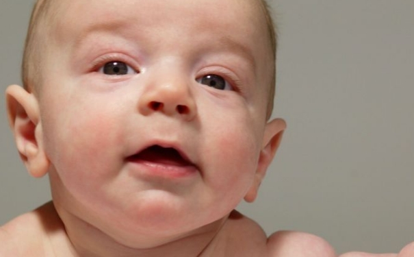 婴儿湿疹能晒太阳吗？婴儿湿疹可以晒太阳吗？(1)