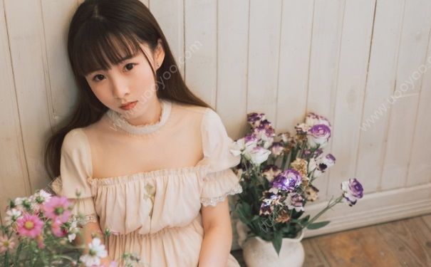 15岁女生能用爽肤水吗？15岁女生用爽肤水好吗？(2)