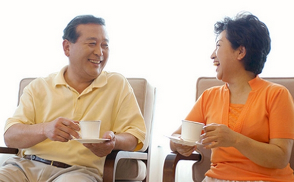 老人喝茶要注意什么？老人喝茶对身体好吗？(1)