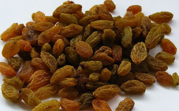 吃葡萄干有什么作用？吃葡萄干有啥好处？(1)