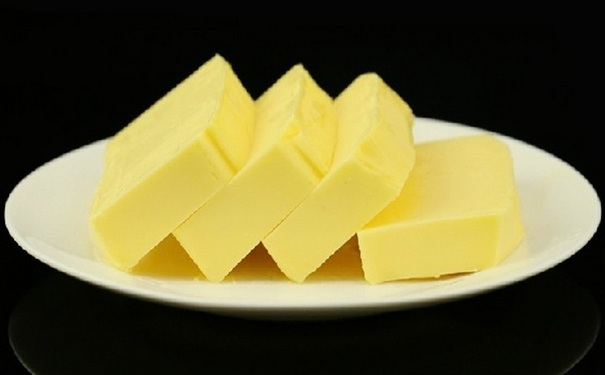 胆固醇高的人饮食要注意什么？吃什么食物可以降低胆固