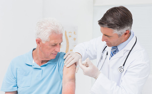 脂肪瘤的治疗过程复杂吗？脂肪瘤是良性的还是恶性的？[