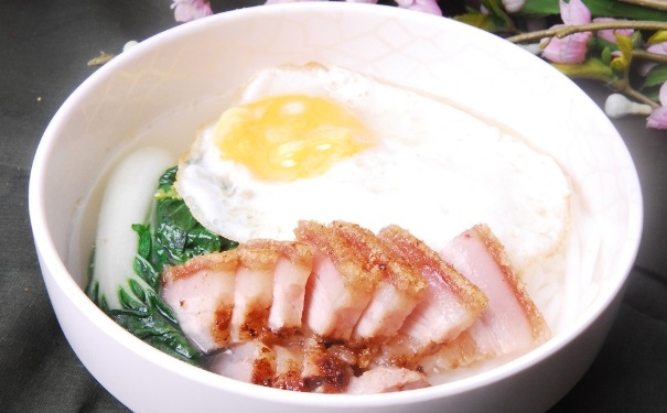 骨折吃什么食物好？骨折后吃什么好得快？(1)