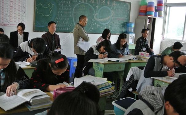 13岁冬天上课脚冰凉怎么回事？13岁冬天上课脚冷怎么办？(2)