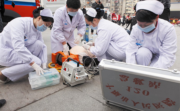 为什么昏迷病人不能仰卧？家庭急救几大误区你中招了吗