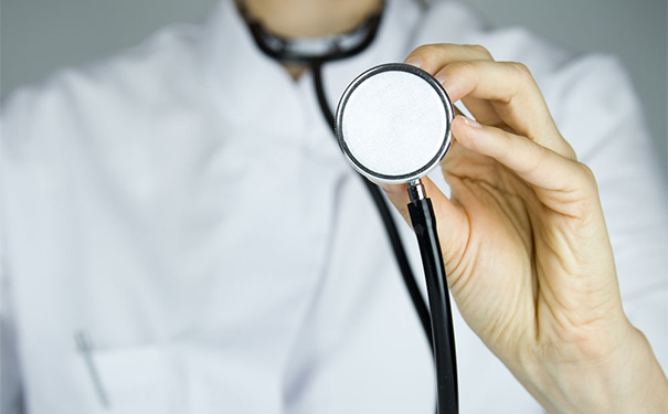 左心衰竭的症状都有哪些？夜间频繁惊醒是因为心脏问题