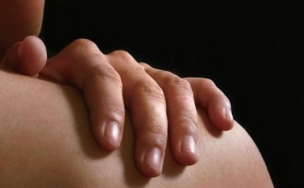 肩周炎患者吃什么好？肩周炎的治疗方法有哪些？[图]