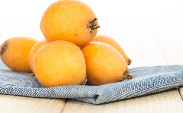 扁桃体发炎要怎么办？扁桃体发炎吃什么食物好？[图]