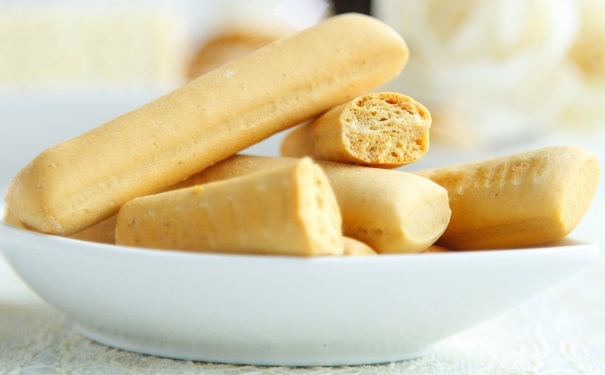 宝宝吃的小饼干怎么做？辅食小饼干的做法(1)