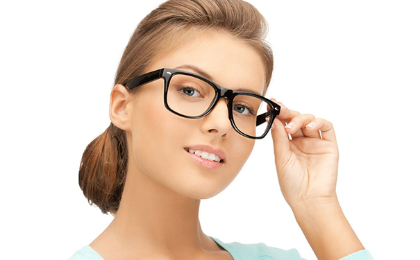 先天性眼球震颤有什么症状？先天性眼球震颤如何诊断治