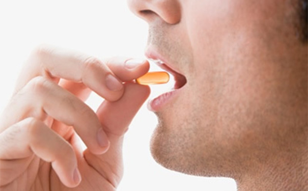 口腔溃疡可以抽烟吗？口腔溃疡有什么注意事项？[图]