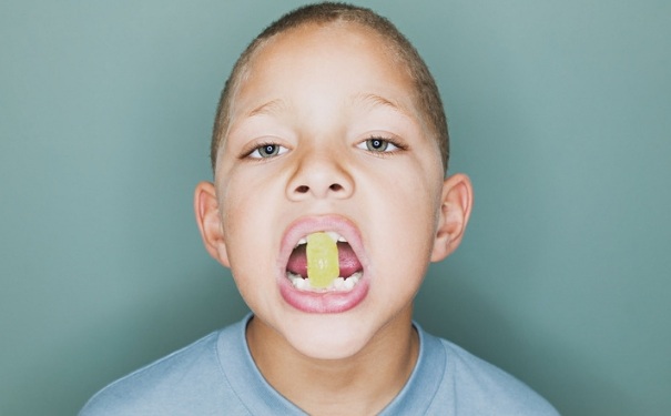 小孩换牙可以吃糖吗？换牙期间可以吃糖吗？(1)