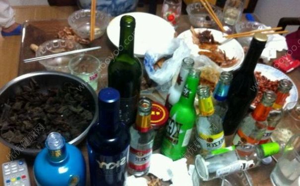 男子聚会饮酒过度身亡，饮酒过度会有什么后果？(1)