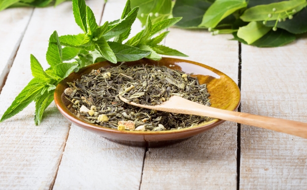 如何挑选好的茶叶？茶叶应该怎样储存？(1)