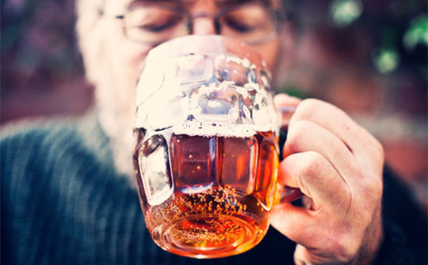 饭前一杯酒对身体好吗？这些饮酒习惯让你身受重伤[图]