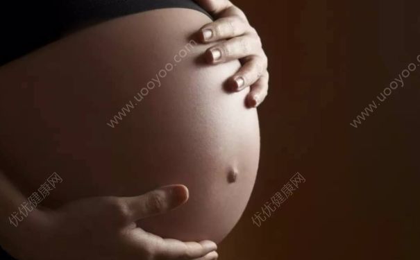 怀孕期间怎么避免孩子兔唇？哪些行为可能会导致胎儿畸