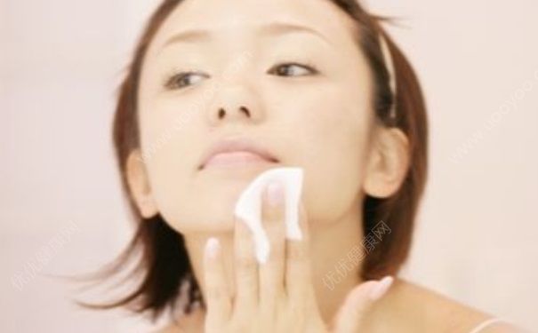 眼唇卸妆液可以卸脸吗？眼唇卸妆液可以卸全脸吗？(1)