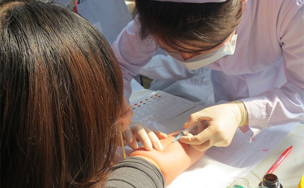 献血对身体健康有影响吗？女人月经不调和献血有关吗？[