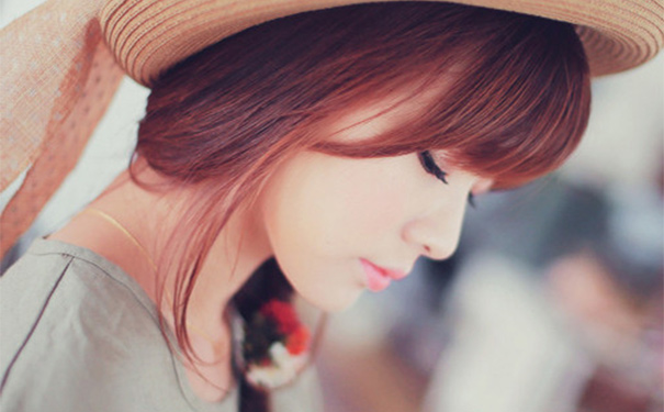 女性月经不调吃什么能改善？女性月经不调的食疗偏方有