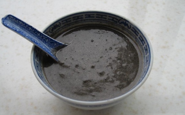 芝麻糊杏仁茶的做法是怎样的？芝麻糊杏仁茶怎么做？(1)