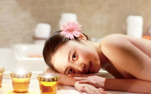 伊帕尔汗薰衣草精油怎么用？伊帕尔汗薰衣草精油价格[