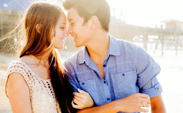 男士香水喷在哪里最好？男士香水怎么喷效果最好[图]