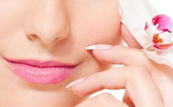 纹唇后嘴唇干怎么办？纹唇后嘴唇干怎么处理？[图]
