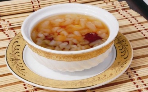 红枣乌鸡雪蛤汤怎么做？红枣乌鸡雪蛤汤做法(1)