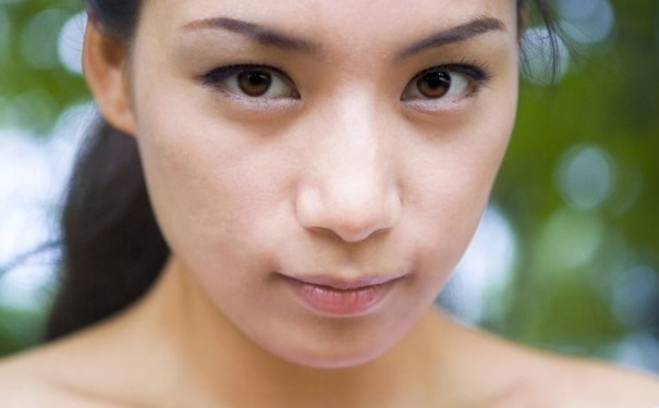 冬季皮肤非常干燥怎么办？冬季皮肤干燥如何应对？(1)
