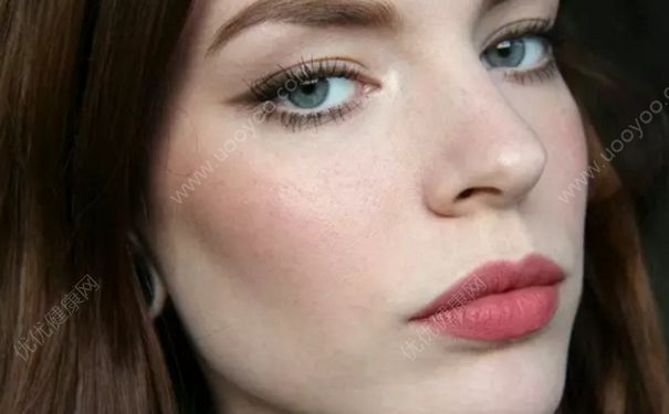 2017口红流行什么颜色？2017最流行的口红颜色？[多图]