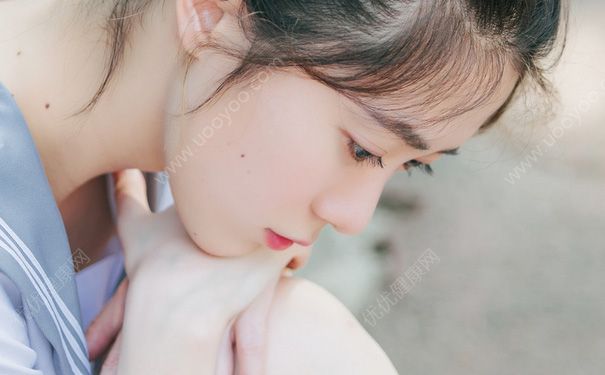 15岁女孩胸部外扩是怎么回事？15岁女生胸部外扩怎么办？(4)
