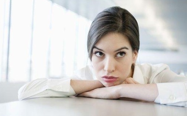 熬夜后皮肤很差怎么办？熬夜后怎样护理皮肤？(1)