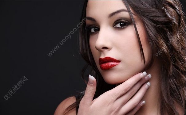 双下巴怎么减最有效？双下巴是怎么形成的？[图]