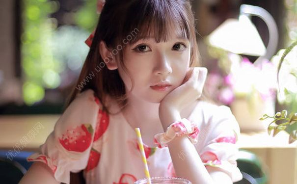 16岁女孩胸部外扩是怎么回事？16岁女生胸部外扩怎么办