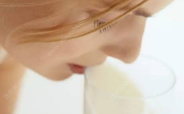 如何通过喝牛奶来减肥？如何通过喝牛奶来塑形？[图]