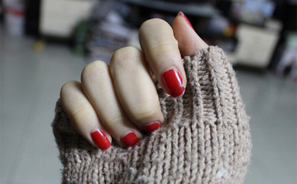 脚上灰指甲一般怎么治？盘点灰指甲治疗方法[图]