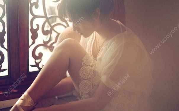 19岁女孩胸部外扩是怎么回事？19岁女生胸部外扩怎么办？(4)