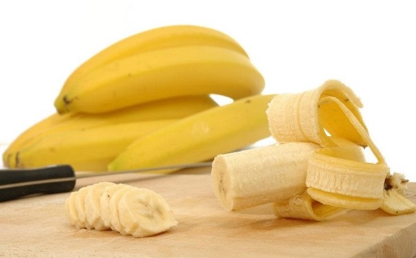 常熬夜的人吃什么食物好？熬夜的常见危害有哪些？[图]