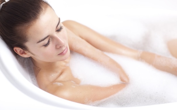 夏天用什么洗澡好呢？夏天洗澡用什么好呢？[图]