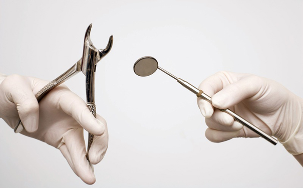 牙齿发炎时能拔牙吗？拔牙需要拔牙根吗？[图]